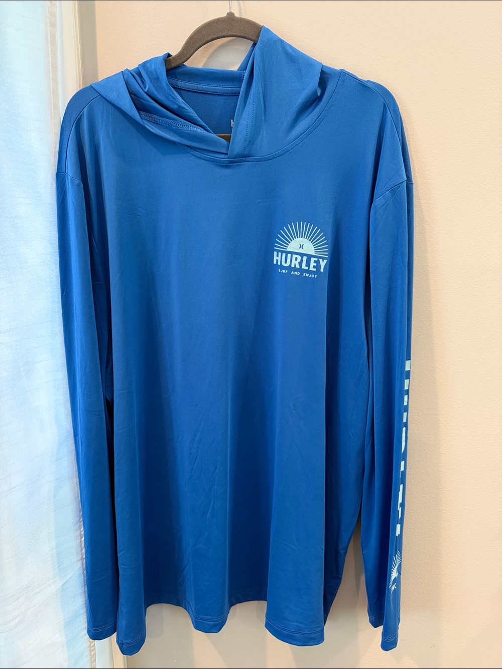 Hurley Blue Long Sleeve Hooded Sun Shirt nwot